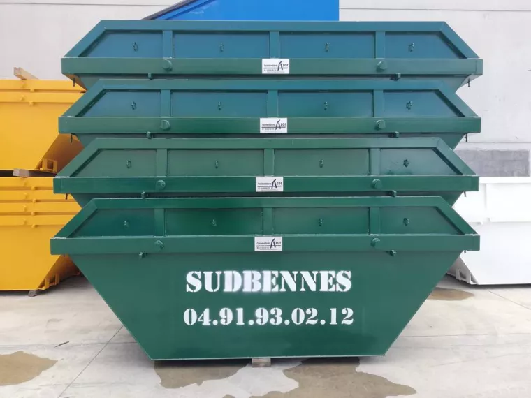 Où louer une benne pour vider une maison pour particuliers ?, Aubagne, Sud Bennes